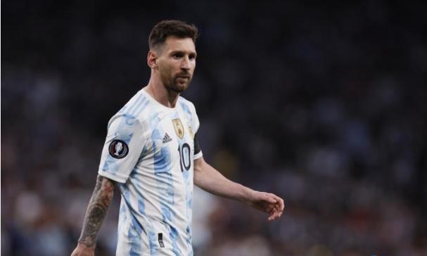 10月份电影票房达25.74亿元 影视上市公司积极寻求第二增长曲线